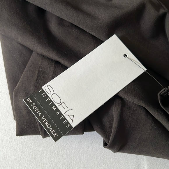 Sofia by Sofia Vergara Black Scoop Neck Bodysuit Sz XXL NWT - Picture 10 of 16